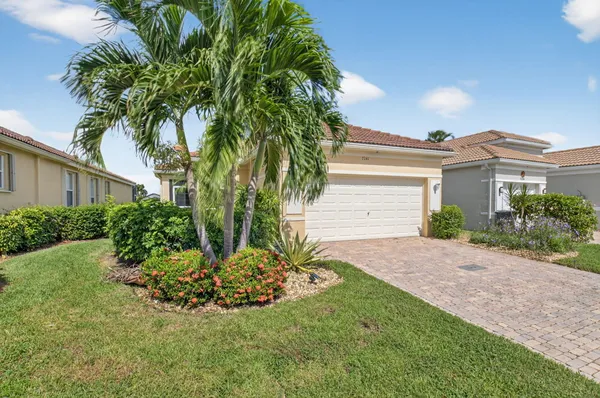 Property Slideshow image 3 of 64 | 7241 cataluna cir, Delray Beach, FL, 33446