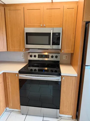 Property Slideshow image 3 of 24 | 2017 newcastle a, Boca Raton, FL, 33434