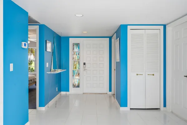 Property Slideshow image 3 of 47 | 5598 kiowa cir, Boynton Beach, FL, 33437