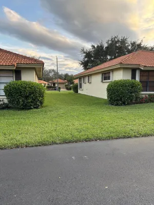 Property Slideshow image 3 of 40 | 4540 ficus tree rd a, Boynton Beach, FL, 33436