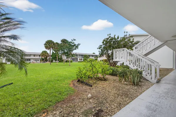 Property Slideshow image 3 of 30 | 150 coventry g, West Palm Beach, FL, 33417