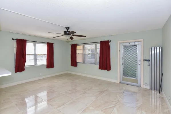 Property Slideshow image 3 of 38 | 262 bedford k, West Palm Beach, FL, 33417