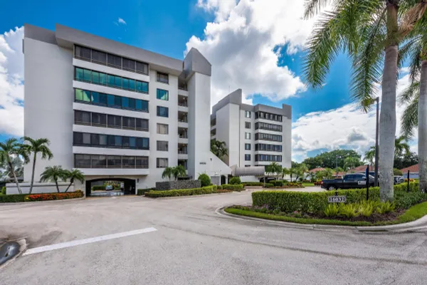 Property Slideshow image 2 of 60 | 16032 lomond hills trl 156, Delray Beach, FL, 33446