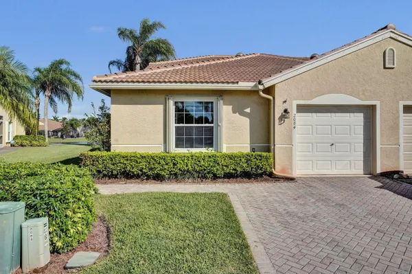 Property Slideshow image 3 of 68 | 2084 stonington ter, West Palm Beach, FL, 33411