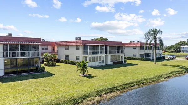 Property Slideshow image 3 of 63 | 43 saxony a, Delray Beach, FL, 33446