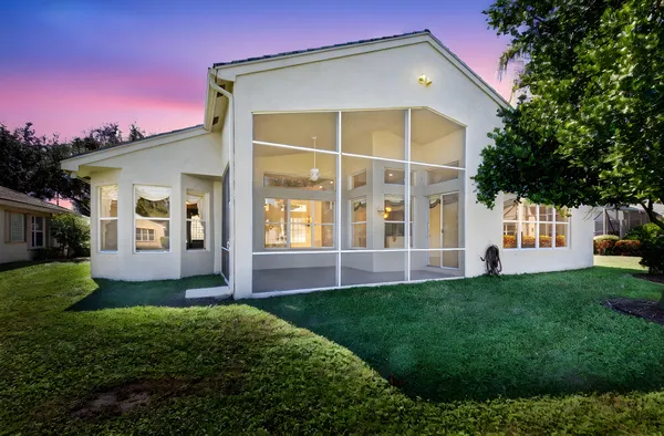 Property Slideshow image 2 of 102 | 7233 francisco bend dr, Delray Beach, FL, 33446