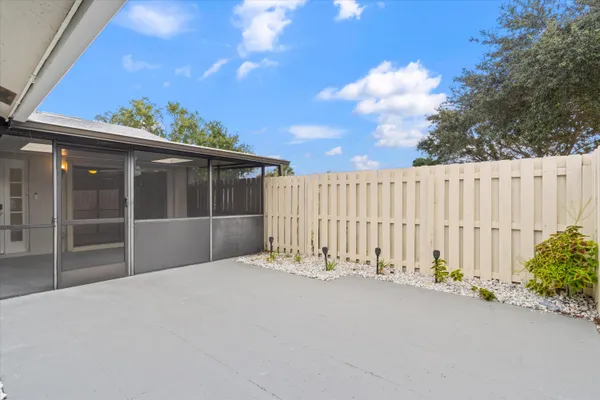 Property Slideshow image 2 of 33 | 922 nw 30th ave d, Delray Beach, FL, 33445