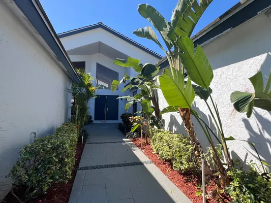 Property Slideshow image 2 of 26 | 11528 victoria dr, Boynton Beach, FL, 33437