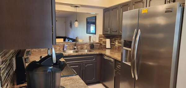 Property Slideshow image 3 of 15 | 7855 willow spring dr apt 711, Lake Worth, FL, 33467