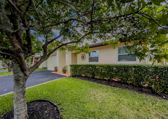 Property Slideshow image 2 of 32 | 5240 copperleaf cir, Delray Beach, FL, 33484