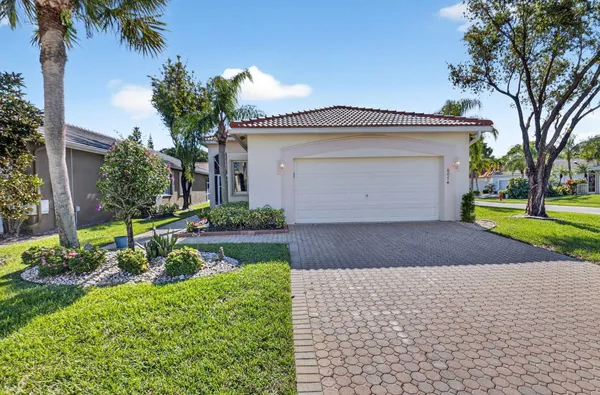 Property Slideshow image 3 of 63 | 8074 bellafiore way, Boynton Beach, FL, 33472