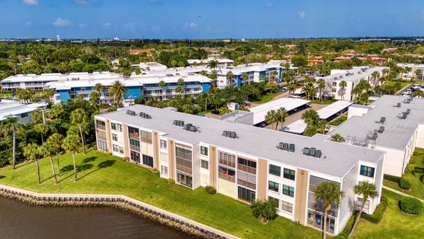 Property Slideshow image 3 of 7 | 1950 sw palm city rd 8307, Stuart, FL, 34994