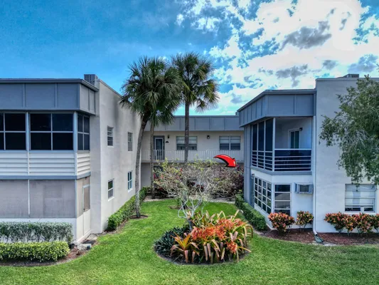 Property Slideshow image 2 of 33 | 548 normandy l, Delray Beach, FL, 33484