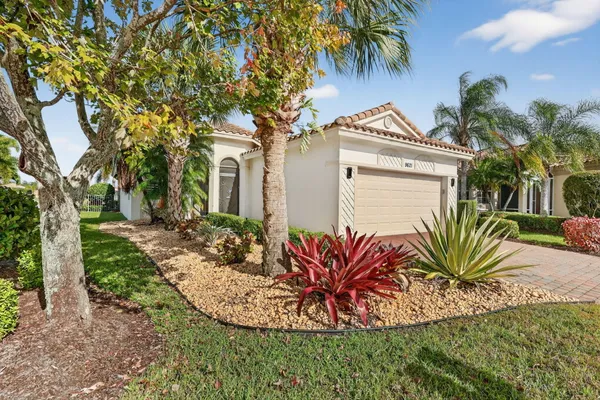 Property Slideshow image 2 of 75 | 9621 sw camellia ct, Port Saint Lucie, FL, 34987