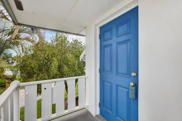 Property Slideshow image 3 of 29 | 2929 se ocean blvd j10, Stuart, FL, 34996