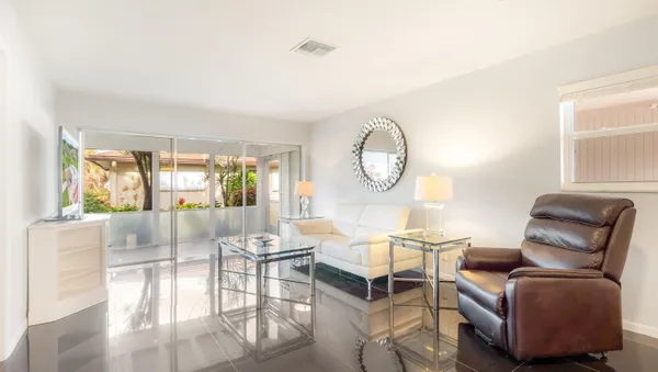 Property Slideshow image 3 of 29 | 131 mockingbird ln, Delray Beach, FL, 33445