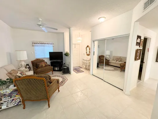 Property Slideshow image 3 of 37 | 7715 southampton ter 402, Tamarac, FL, 33321
