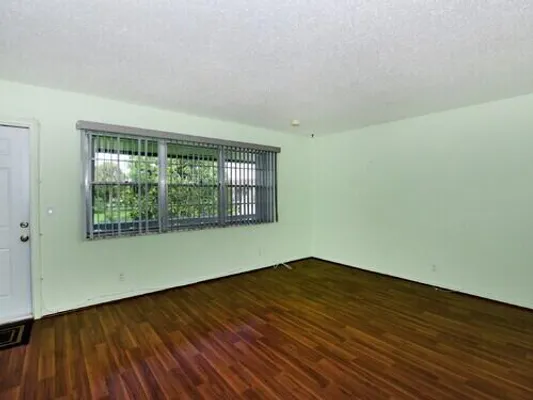 Property Slideshow image 3 of 17 | 65 easthampton c, West Palm Beach, FL, 33417