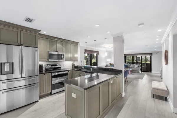 Property Slideshow image 3 of 69 | 38 southport ln a, Boynton Beach, FL, 33436