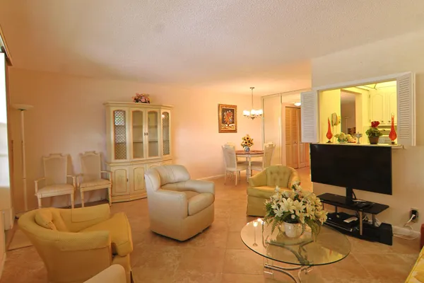 Property Slideshow image 3 of 23 | 29 richmond d, Deerfield Beach, FL, 33442