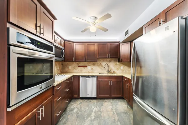 Property Slideshow image 3 of 34 | 202 wellington a, West Palm Beach, FL, 33417