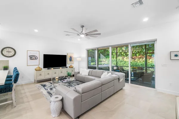 Property Slideshow image 3 of 76 | 9337 silver shores ln, Boynton Beach, FL, 33473