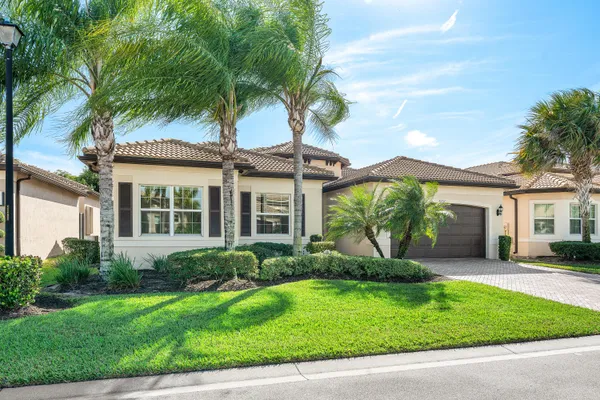 Property Slideshow image 2 of 77 | 8202 alpine ridge rd, Boynton Beach, FL, 33473