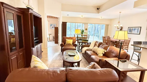 Property Slideshow image 2 of 67 | 2603 muskegon way, West Palm Beach, FL, 33411