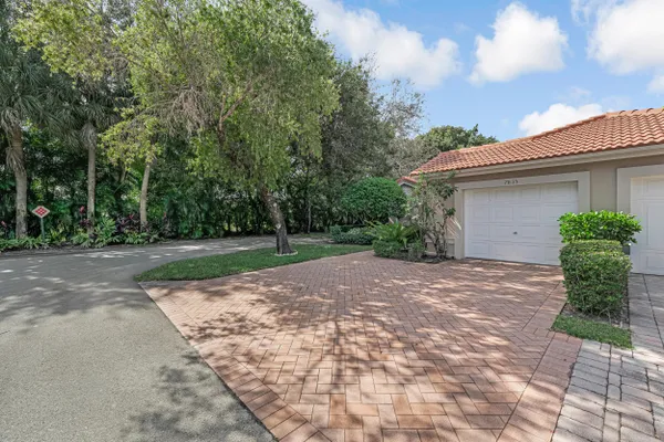 Property Slideshow image 2 of 65 | 7835 majestic palm dr, Boynton Beach, FL, 33437