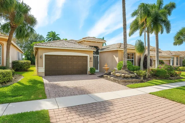 Property Slideshow image 2 of 58 | 8664 via avellino, Lake Worth, FL, 33467