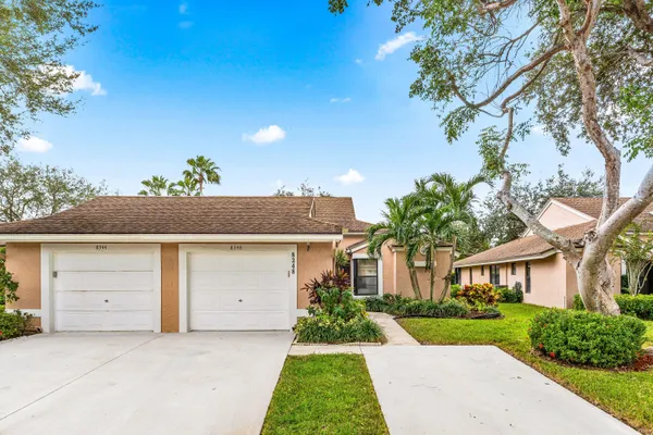 Property Slideshow image 2 of 42 | 8348 sunmeadow ln, Boca Raton, FL, 33496