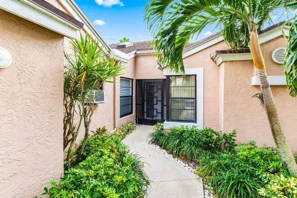 Property Slideshow image 3 of 42 | 8348 sunmeadow ln, Boca Raton, FL, 33496
