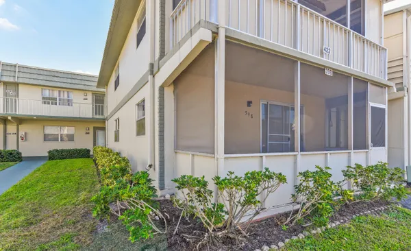 Property Slideshow image 3 of 30 | 398 flanders i i, Delray Beach, FL, 33484