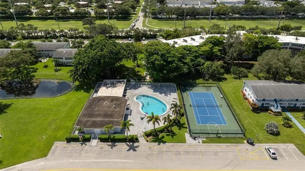 Property Slideshow image 2 of 2 | 3027 newport h # 3027, Deerfield Beach, FL, 33442