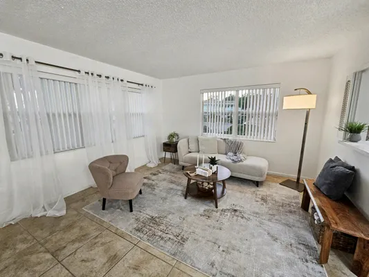 Property Slideshow image 2 of 33 | 263 windsor l, West Palm Beach, FL, 33417