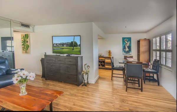 Property Slideshow image 3 of 22 | 1905 bermuda cir j3, Coconut Creek, FL, 33066