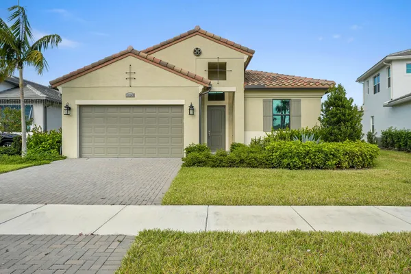 Property Slideshow image 2 of 68 | 11249 sw pietra way, Port Saint Lucie, FL, 34987