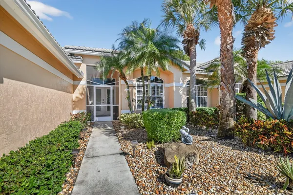 Property Slideshow image 2 of 72 | 7811 rockford rd, Boynton Beach, FL, 33472