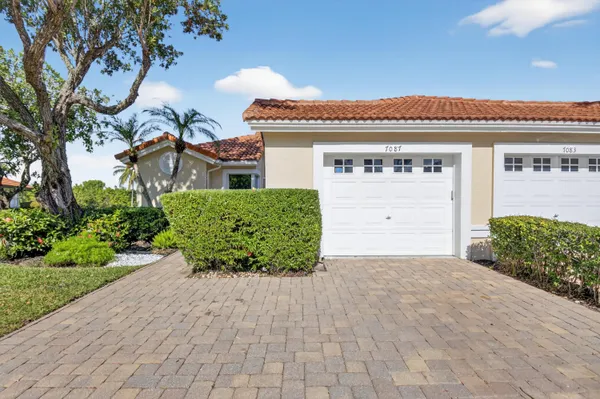 Property Slideshow image 2 of 85 | 7087 summer tree dr, Boynton Beach, FL, 33437