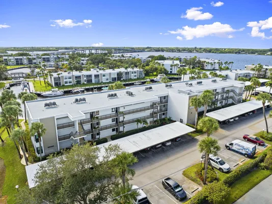 Property Slideshow image 2 of 46 | 1950 sw palm city rd apt 6105, Stuart, FL, 34994