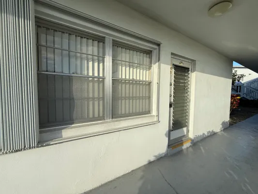 Property Slideshow image 2 of 31 | 148 coventry g, West Palm Beach, FL, 33417