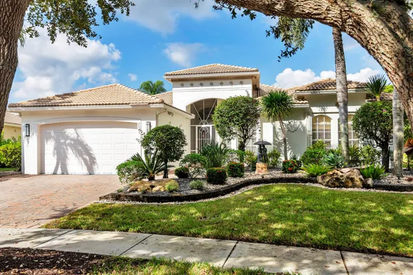 Property Slideshow image 2 of 34 | 7543 tarpon cove cir, Lake Worth, FL, 33467