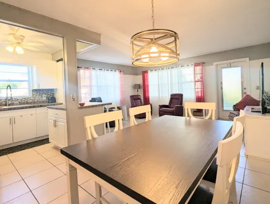 Property Slideshow image 2 of 28 | 76 dorchester d, West Palm Beach, FL, 33417