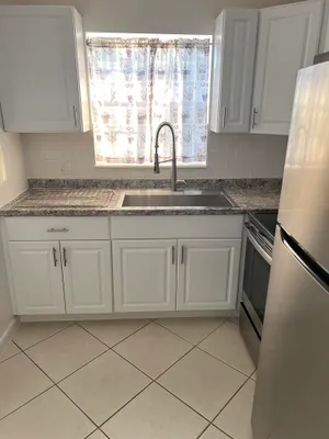 Property Slideshow image 3 of 31 | 162 camden g, West Palm Beach, FL, 33417