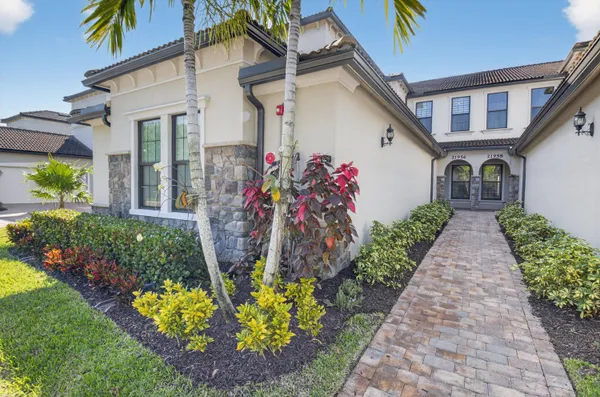 Property Slideshow image 2 of 47 | 21956 canadensis cir # 201, Boca Raton, FL, 33428