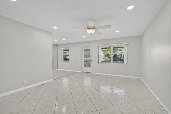 Property Slideshow image 3 of 39 | 149 hastings i, West Palm Beach, FL, 33417