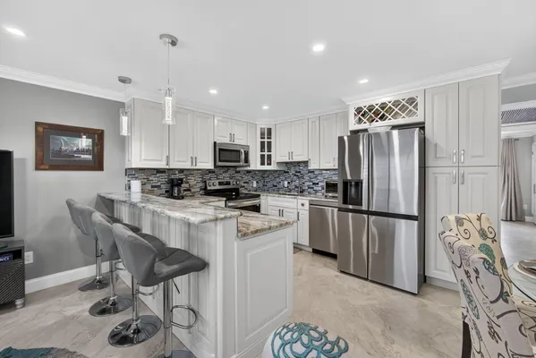 Property Slideshow image 2 of 43 | 445 dover c, West Palm Beach, FL, 33417