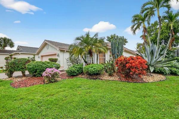 Property Slideshow image 2 of 53 | 6568 malta dr, Boynton Beach, FL, 33437