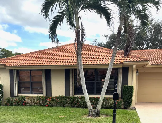 Property Slideshow image 2 of 38 | 4540 ficus tree rd a, Boynton Beach, FL, 33436