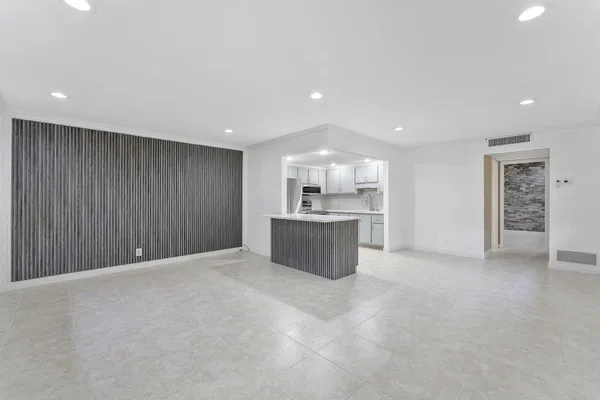 Property Slideshow image 3 of 18 | 527 brittany k, Delray Beach, FL, 33446